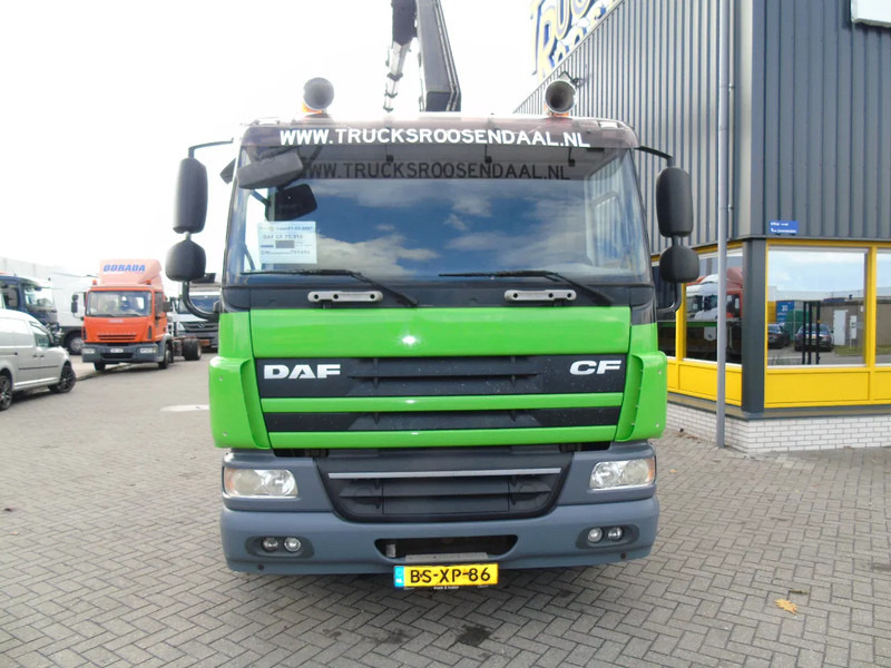DAF CF 75.310 + HIAB 200 C5 + MANUAL + REMOTE + 6X2 STEERING - Kraanwagen: afbeelding 5 DAF CF 75.310 + HIAB 200 C5 + MANUAL + REMOTE + 6X2 STEERING - Kraanwagen: afbeelding 5