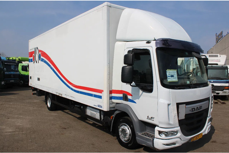 DAF LF 210 + euro 6 + lift - Bakwagen: afbeelding 2 DAF LF 210 + euro 6 + lift - Bakwagen: afbeelding 2