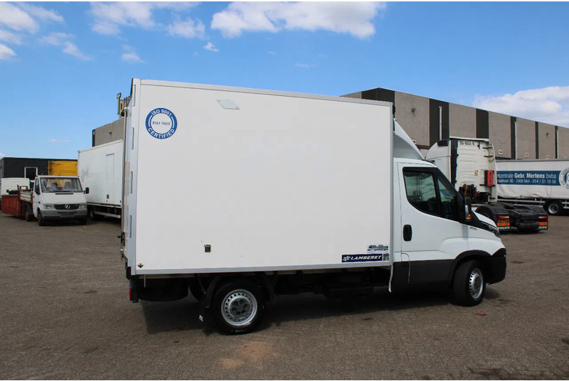 Iveco Daily 35S18 + carrier + electric + 3P - Koelwagen: afbeelding 3 Iveco Daily 35S18 + carrier + electric + 3P - Koelwagen: afbeelding 3