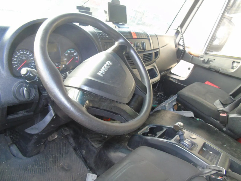 Iveco Eurocargo 120E22 + BROKEN ENGINE + EURO 6 - Bakwagen: afbeelding 5 Iveco Eurocargo 120E22 + BROKEN ENGINE + EURO 6 - Bakwagen: afbeelding 5