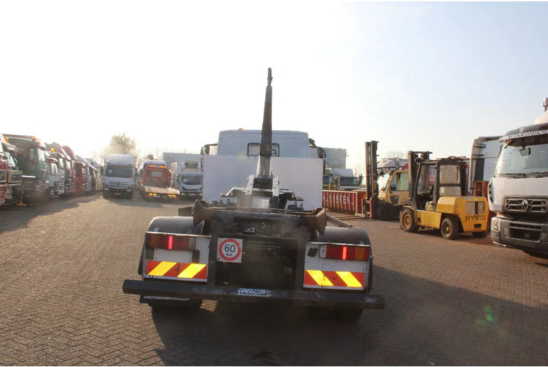 Iveco Eurocargo 150E18 + manual + 3p - Haakarmsysteem vrachtwagen: afbeelding 3 Iveco Eurocargo 150E18 + manual + 3p - Haakarmsysteem vrachtwagen: afbeelding 3