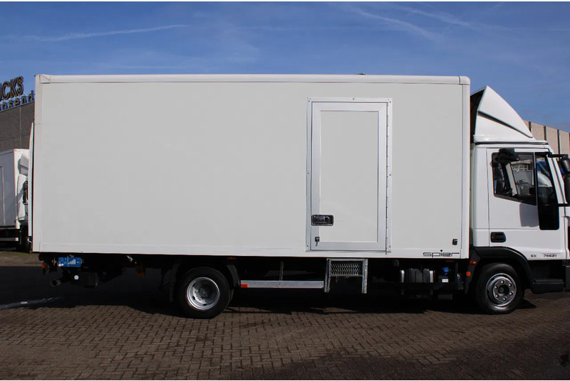 Iveco Eurocargo 75E21 + euro 6 + manual + 7.5t - Bakwagen: afbeelding 5 Iveco Eurocargo 75E21 + euro 6 + manual + 7.5t - Bakwagen: afbeelding 5