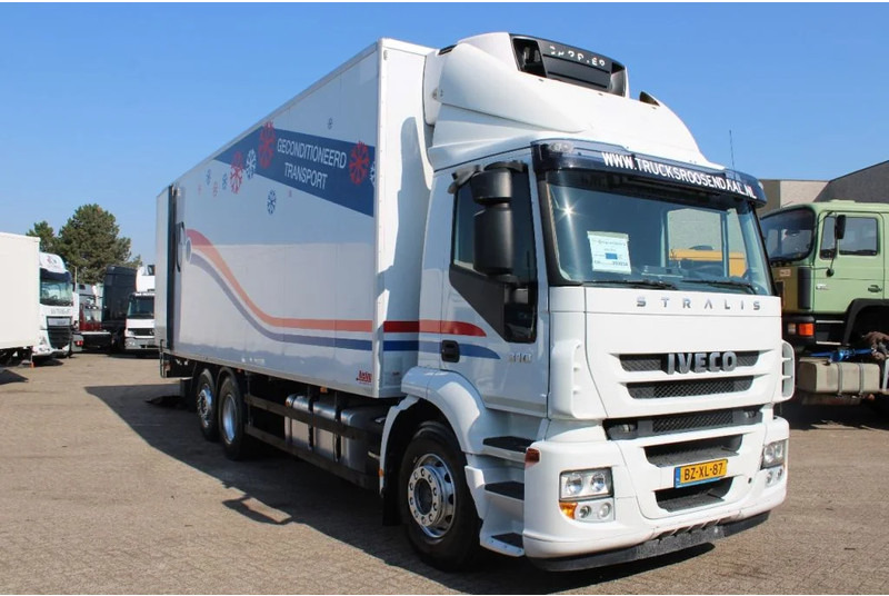 Iveco Stralis 310 + 6X2 EURO 5 + CARRIER + LIFT - Koelwagen vrachtwagen: afbeelding 4 Iveco Stralis 310 + 6X2 EURO 5 + CARRIER + LIFT - Koelwagen vrachtwagen: afbeelding 4