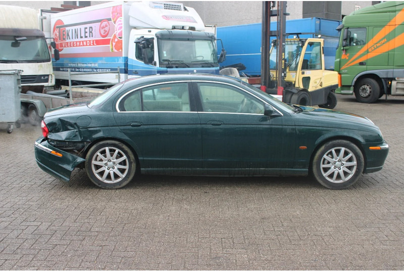 Jaguar S-TYPE 3.0 V6 EXECUTIVE +EURO 3 - Sedan: afbeelding 4 Jaguar S-TYPE 3.0 V6 EXECUTIVE +EURO 3 - Sedan: afbeelding 4