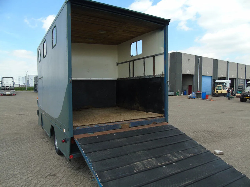 MAN 10 .150 + 2-3 HORSES + MANUAL - Paardenvrachtwagen: afbeelding 2 MAN 10 .150 + 2-3 HORSES + MANUAL - Paardenvrachtwagen: afbeelding 2