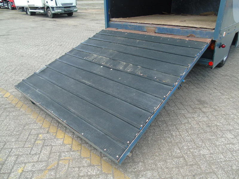 Paardenvrachtwagen MAN 10 .150 + 2-3 HORSES + MANUAL: afbeelding 6