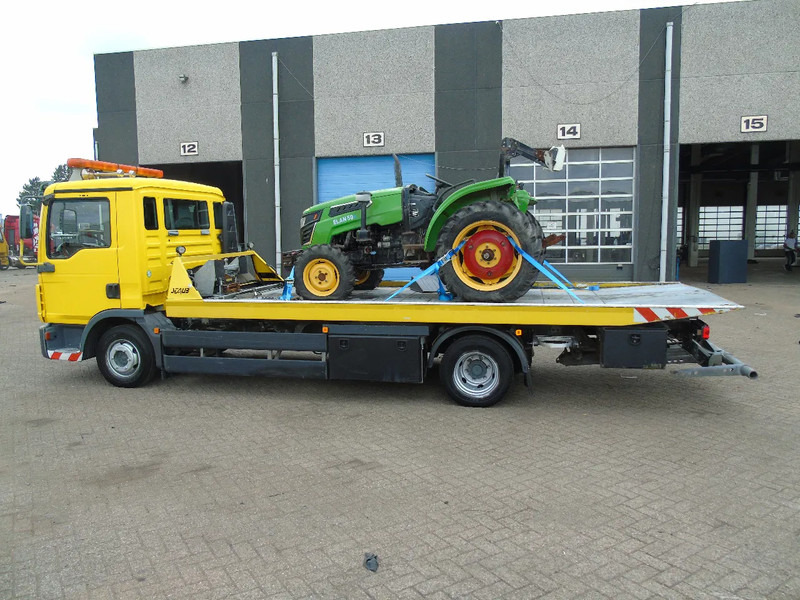MAN TGL 8.180 + winch + MANUAL + EURO 5 + system working - Autovrachtwagen vrachtwagen: afbeelding 2 MAN TGL 8.180 + winch + MANUAL + EURO 5 + system working - Autovrachtwagen vrachtwagen: afbeelding 2