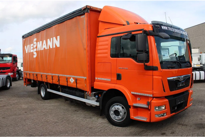 MAN TGM 12.250 + EURO 6 + manual + LIFT + BE apk 18-05-2024 - Schuifzeilen vrachtwagen: afbeelding 2 MAN TGM 12.250 + EURO 6 + manual + LIFT + BE apk 18-05-2024 - Schuifzeilen vrachtwagen: afbeelding 2
