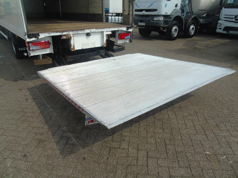 Bakwagen MAN TGM 15.250 + MANUAL + EURO 5 + LIFT: afbeelding 9