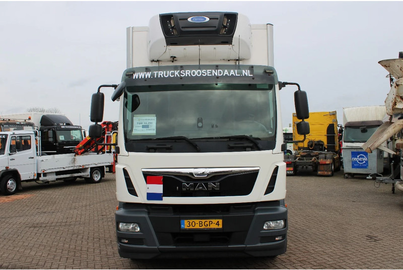 MAN TGM 18.250 + EURO 6 + CARRIER + LIFT - Koelwagen vrachtwagen: afbeelding 2 MAN TGM 18.250 + EURO 6 + CARRIER + LIFT - Koelwagen vrachtwagen: afbeelding 2