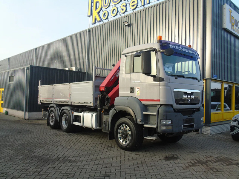 MAN TGS 28.400 + 6x4 front traction + HMF 2320 + tipper + MANUAL + REMOTE - Kipper vrachtwagen, Kraanwagen: afbeelding 2 MAN TGS 28.400 + 6x4 front traction + HMF 2320 + tipper + MANUAL + REMOTE - Kipper vrachtwagen, Kraanwagen: afbeelding 2