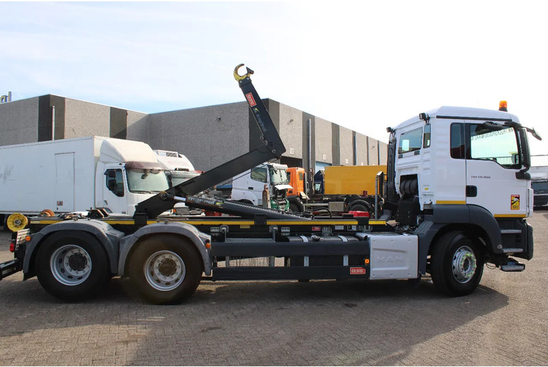 MAN TGS 28.460 + 20t + 6x2 + EURO 6 - Haakarmsysteem vrachtwagen: afbeelding 3 MAN TGS 28.460 + 20t + 6x2 + EURO 6 - Haakarmsysteem vrachtwagen: afbeelding 3