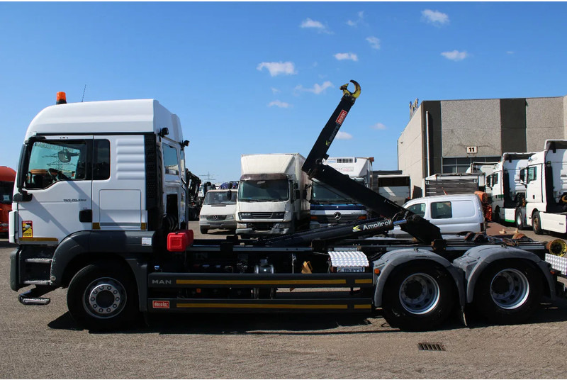 MAN TGS 28.460 + 6X2 + HOOKSYSTEM 20TONS + EURO 6 - Haakarmsysteem vrachtwagen: afbeelding 2 MAN TGS 28.460 + 6X2 + HOOKSYSTEM 20TONS + EURO 6 - Haakarmsysteem vrachtwagen: afbeelding 2