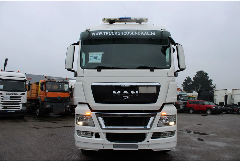 MAN TGX 26.440 + EURO 5 + Right Hand Drive - Vrachtwagen met open laadbak: afbeelding 2 MAN TGX 26.440 + EURO 5 + Right Hand Drive - Vrachtwagen met open laadbak: afbeelding 2