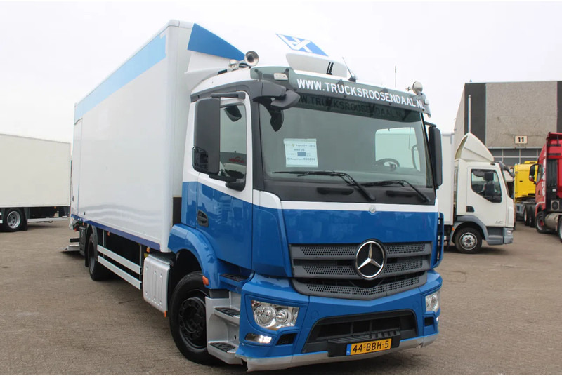 Mercedes-Benz Antos 360 + euro 6 + lift - Bakwagen: afbeelding 3 Mercedes-Benz Antos 360 + euro 6 + lift - Bakwagen: afbeelding 3