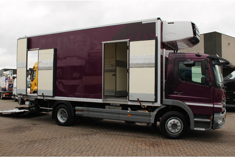 Mercedes-Benz Atego 1222 + EURO 5 + CARRIER - Koelwagen vrachtwagen: afbeelding 4 Mercedes-Benz Atego 1222 + EURO 5 + CARRIER - Koelwagen vrachtwagen: afbeelding 4