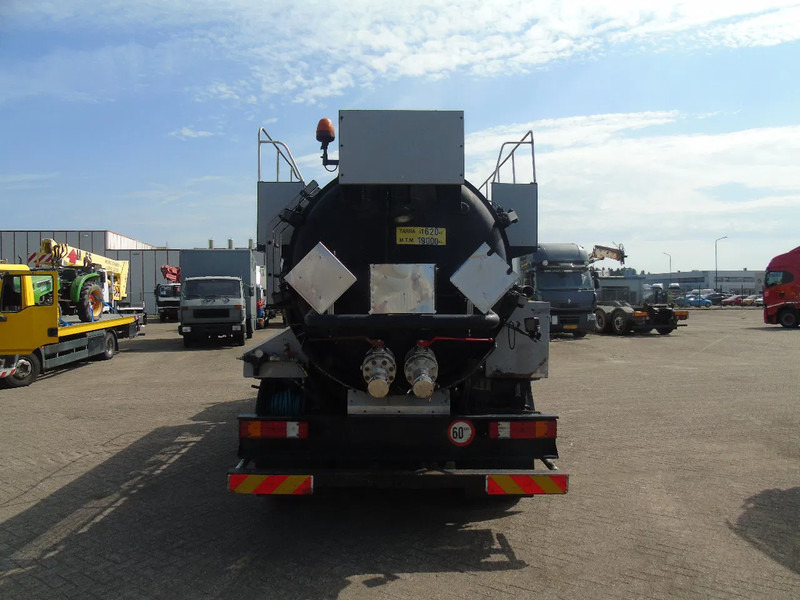 Vacuümwagen Mercedes-Benz Atego 1923 + 8.800 liter INOX + complete pump/tipper/functional + EURO 2: afbeelding 16 Vacuümwagen Mercedes-Benz Atego 1923 + 8.800 liter INOX + complete pump/tipper/functional + EURO 2: afbeelding 16