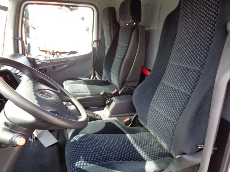 Mercedes-Benz Atego 816 + Euro 5 - Bakwagen: afbeelding 4 Mercedes-Benz Atego 816 + Euro 5 - Bakwagen: afbeelding 4