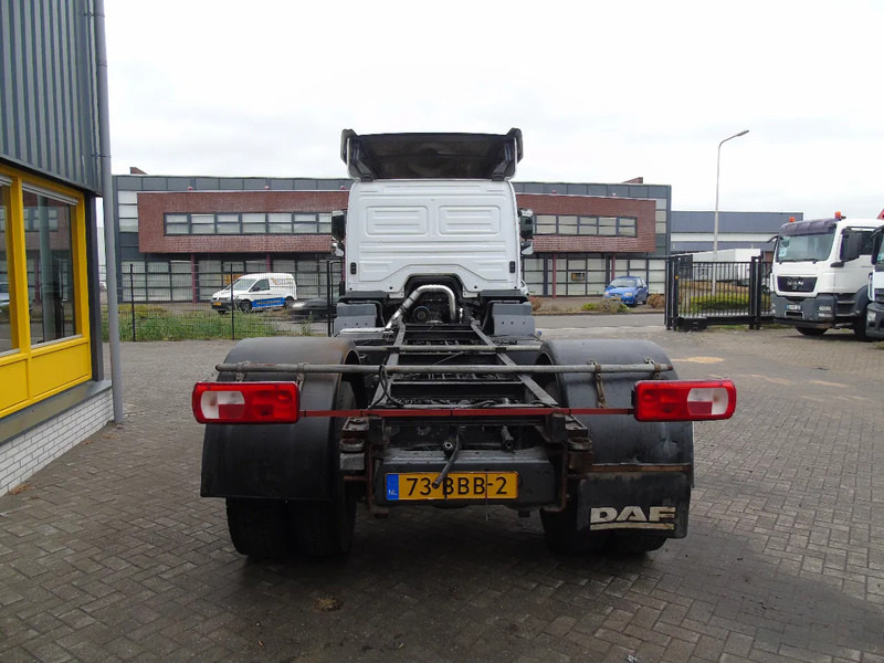 Mercedes-Benz Axor 1824 + EURO 5 + 18T + ENGINE HYDROLIC SYSTEM - Chassis vrachtwagen: afbeelding 4 Mercedes-Benz Axor 1824 + EURO 5 + 18T + ENGINE HYDROLIC SYSTEM - Chassis vrachtwagen: afbeelding 4