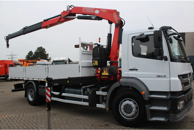 Mercedes-Benz Axor 1929 + FASSI F135 + REMOTE + EURO 5 + MANUAL - Kraanwagen: afbeelding 2 Mercedes-Benz Axor 1929 + FASSI F135 + REMOTE + EURO 5 + MANUAL - Kraanwagen: afbeelding 2