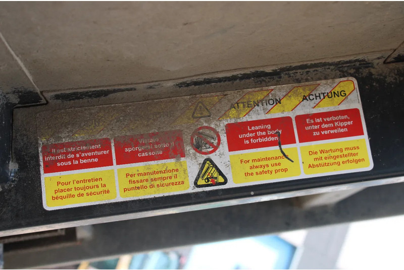 Nissan 45.13 + EURO 4 + C patent + tipper + MANUAL - Kipper vrachtwagen: afbeelding 5 Nissan 45.13 + EURO 4 + C patent + tipper + MANUAL - Kipper vrachtwagen: afbeelding 5