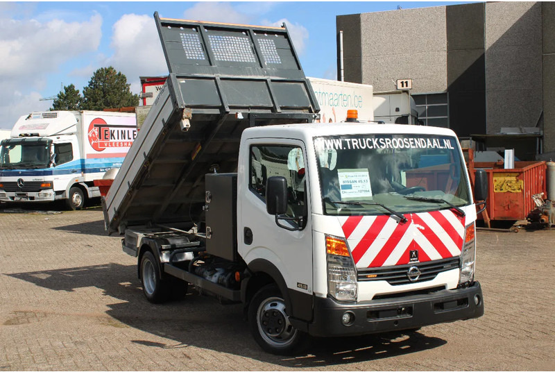 Nissan 45.13 + EURO 4 + KIPPER + MANUAL - Kipper vrachtwagen: afbeelding 3 Nissan 45.13 + EURO 4 + KIPPER + MANUAL - Kipper vrachtwagen: afbeelding 3