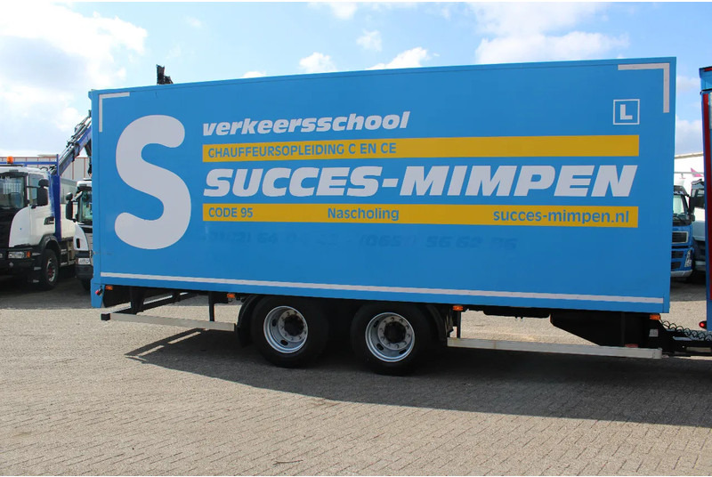 Pacton 2X AXLE + NICE TRAILER - Gesloten aanhangwagen: afbeelding 3 Pacton 2X AXLE + NICE TRAILER - Gesloten aanhangwagen: afbeelding 3