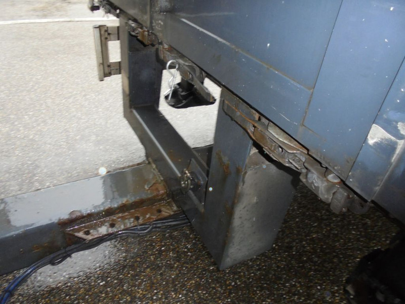 Gesloten aanhangwagen Renders RMAC 9.9 + 2 AXLE + Combi: afbeelding 11