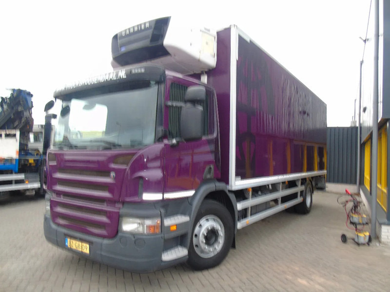 Scania P230 + CARRIER + 150.693KM!! + LIFT + EURO 5 - Koelwagen vrachtwagen: afbeelding 3 Scania P230 + CARRIER + 150.693KM!! + LIFT + EURO 5 - Koelwagen vrachtwagen: afbeelding 3