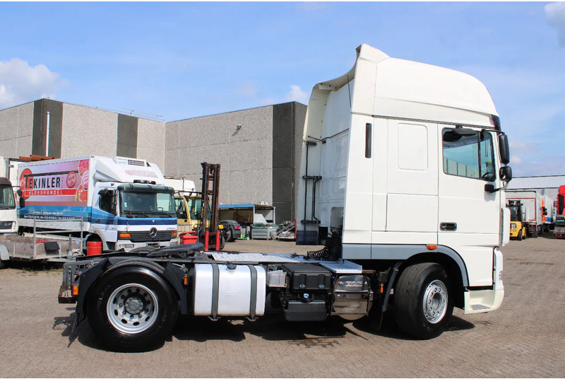 DAF XF 105.460 + EURO 5 + - Trekker: afbeelding 4 DAF XF 105.460 + EURO 5 + - Trekker: afbeelding 4