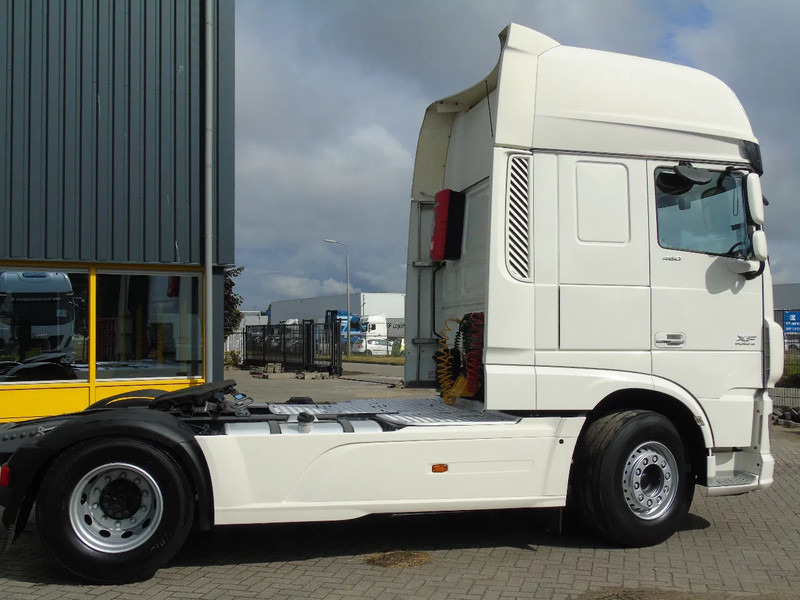 DAF XF 460 + ssc +euro 6 +4x in stock - Trekker: afbeelding 3 DAF XF 460 + ssc +euro 6 +4x in stock - Trekker: afbeelding 3