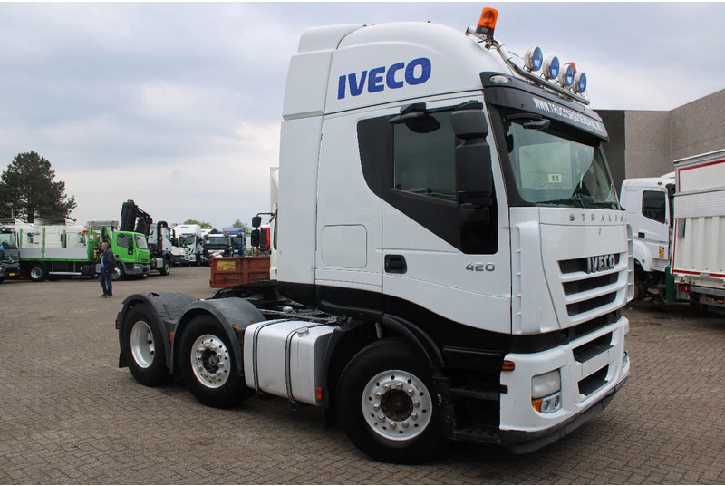 Iveco Stralis 420 + EURO 5 + STEERING 6X2 + MANUAL - Trekker: afbeelding 2 Iveco Stralis 420 + EURO 5 + STEERING 6X2 + MANUAL - Trekker: afbeelding 2