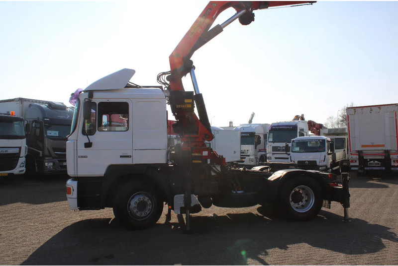 MAN 19.414 F2000 reserved !! + PALFINGER PK35000 F + EURO 2 + MANUAL - Trekker: afbeelding 4 MAN 19.414 F2000 reserved !! + PALFINGER PK35000 F + EURO 2 + MANUAL - Trekker: afbeelding 4