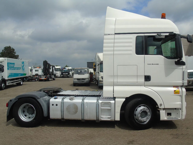 MAN TGX 18.440 + EURO 5!! 3X IN STOCK - Trekker: afbeelding 4 MAN TGX 18.440 + EURO 5!! 3X IN STOCK - Trekker: afbeelding 4