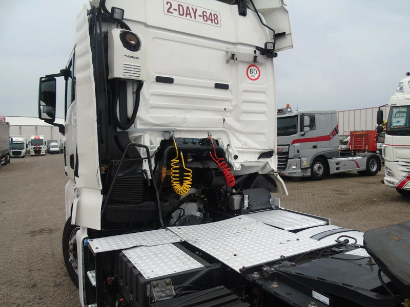 MAN TGX 18.460 + EURO 6 - Trekker: afbeelding 3 MAN TGX 18.460 + EURO 6 - Trekker: afbeelding 3