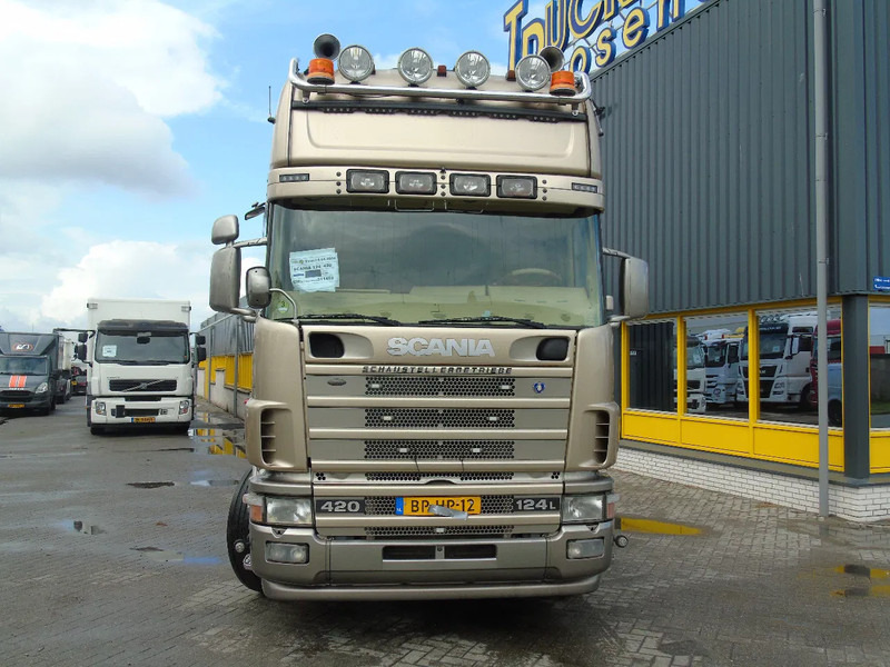 Scania R124-420 + PERFECT SHOWMODEL - Trekker: afbeelding 4 Scania R124-420 + PERFECT SHOWMODEL - Trekker: afbeelding 4