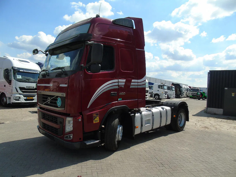Volvo FH 460 + XL CABINE + MANUAL + EURO 5 + 6x IN STOCK - Trekker: afbeelding 4 Volvo FH 460 + XL CABINE + MANUAL + EURO 5 + 6x IN STOCK - Trekker: afbeelding 4