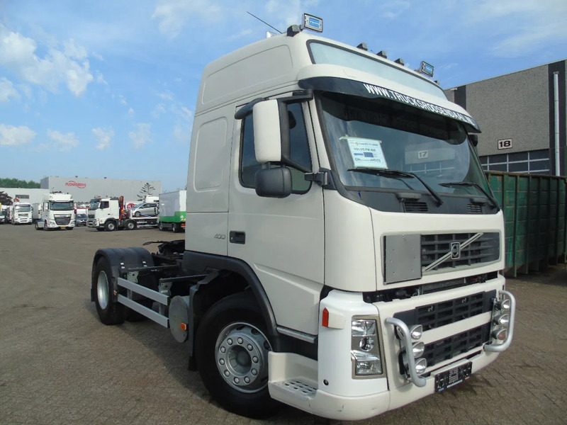 Volvo FM 400 + manual + 394km - Trekker: afbeelding 2 Volvo FM 400 + manual + 394km - Trekker: afbeelding 2