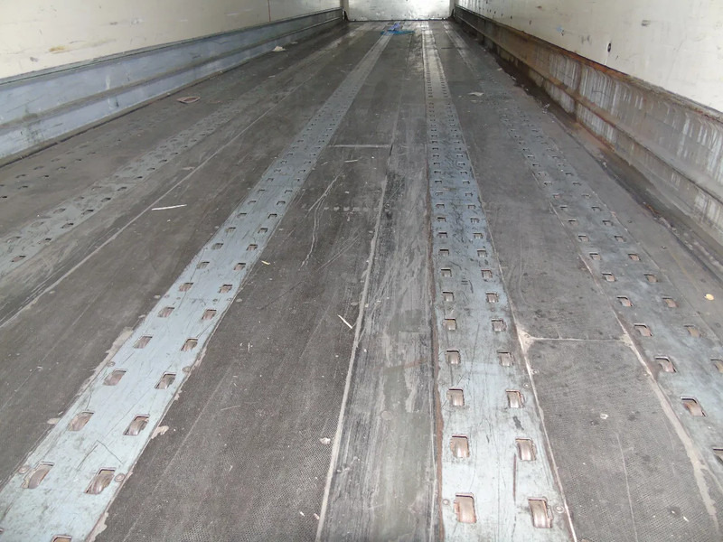 Van Hool ROLLERS + 3x AXLE + 3.04 HEIGHT - Gesloten oplegger: afbeelding 4 Van Hool ROLLERS + 3x AXLE + 3.04 HEIGHT - Gesloten oplegger: afbeelding 4