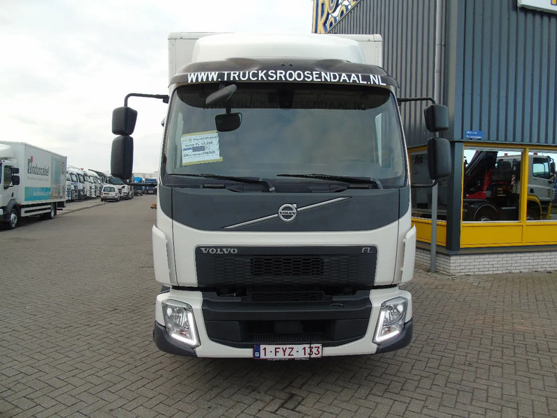 Volvo FL 12.250 + EURO 6 + LIFT - Bakwagen: afbeelding 2 Volvo FL 12.250 + EURO 6 + LIFT - Bakwagen: afbeelding 2