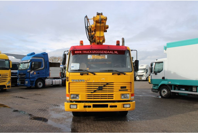 Volvo FL10 8X4 + GROMACH 34 mtr. + EURO 2 - Alle terrein kraan: afbeelding 3 Volvo FL10 8X4 + GROMACH 34 mtr. + EURO 2 - Alle terrein kraan: afbeelding 3