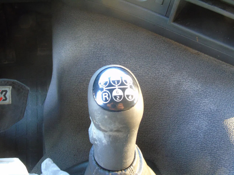 Volvo FM 9.340 + HIAB 122 E4 + TIPPER + MANUAL - Kraanwagen: afbeelding 5 Volvo FM 9.340 + HIAB 122 E4 + TIPPER + MANUAL - Kraanwagen: afbeelding 5