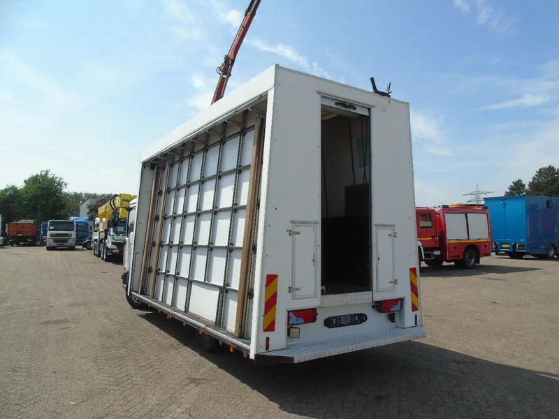 MAN TGL 8.180 + PALFINGER + GLASS TRUCK + MANUAL - Vrachtwagen, Kraanwagen: afbeelding 4 MAN TGL 8.180 + PALFINGER + GLASS TRUCK + MANUAL - Vrachtwagen, Kraanwagen: afbeelding 4