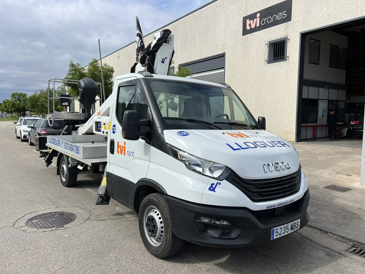 Iveco Daily + Oil&Steel Scorpion 1812 Smart Iveco Daily + Oil&Steel Scorpion 1812 Smart - Vrachtwagen hoogwerker: afbeelding 3 Iveco Daily + Oil&Steel Scorpion 1812 Smart Iveco Daily + Oil&Steel Scorpion 1812 Smart - Vrachtwagen hoogwerker: afbeelding 3