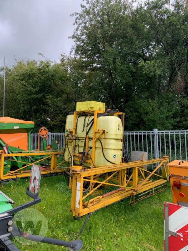 Dubex 1200l - Gedragen veldspuit: afbeelding 2 Dubex 1200l - Gedragen veldspuit: afbeelding 2