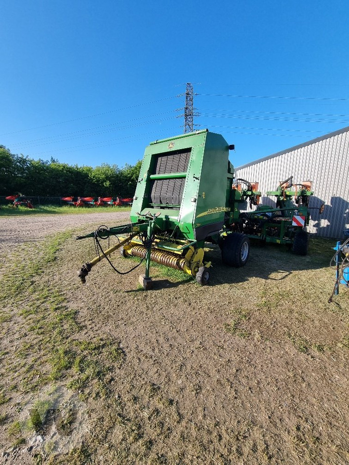 John Deere 592 - Ronde balenpers: afbeelding 1 John Deere 592 - Ronde balenpers: afbeelding 1
