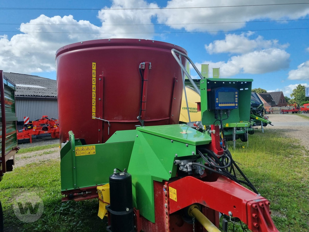 Strautmann Verti Mix 2401 Double - Voermengwagen: afbeelding 3 Strautmann Verti Mix 2401 Double - Voermengwagen: afbeelding 3