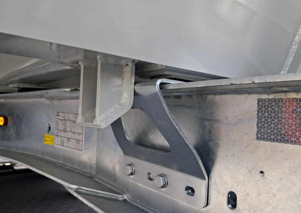 Zaslaw Aluminiowa skrzynia 28-33m3 - Kipper oplegger: afbeelding 4 Zaslaw Aluminiowa skrzynia 28-33m3 - Kipper oplegger: afbeelding 4