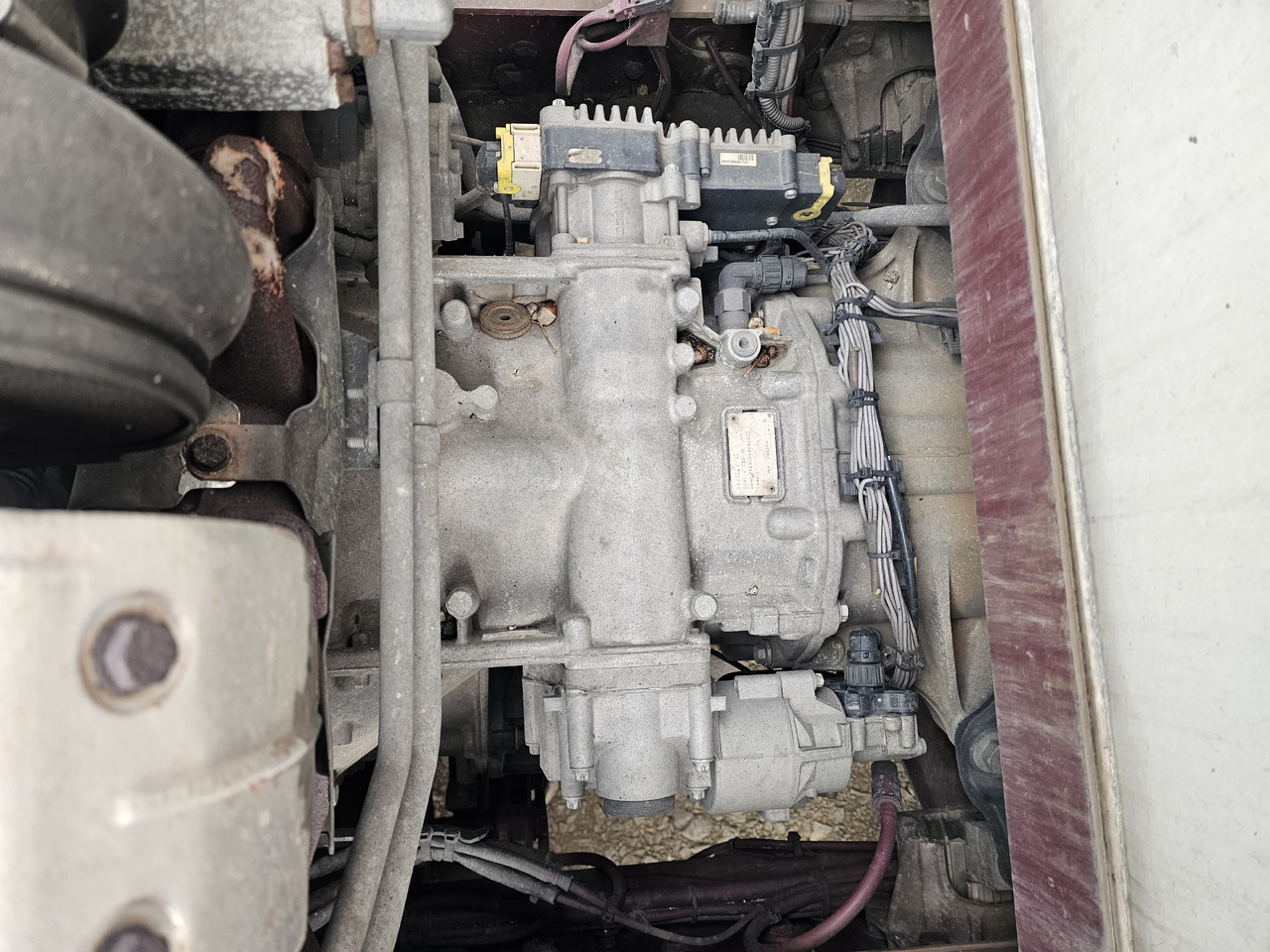 MERCEDES-BENZ ACTROS MP3 / AUTOMATIC GEARBOX / G211-12 / 565k KM !! - Versnellingsbak: afbeelding 2 MERCEDES-BENZ ACTROS MP3 / AUTOMATIC GEARBOX / G211-12 / 565k KM !! - Versnellingsbak: afbeelding 2