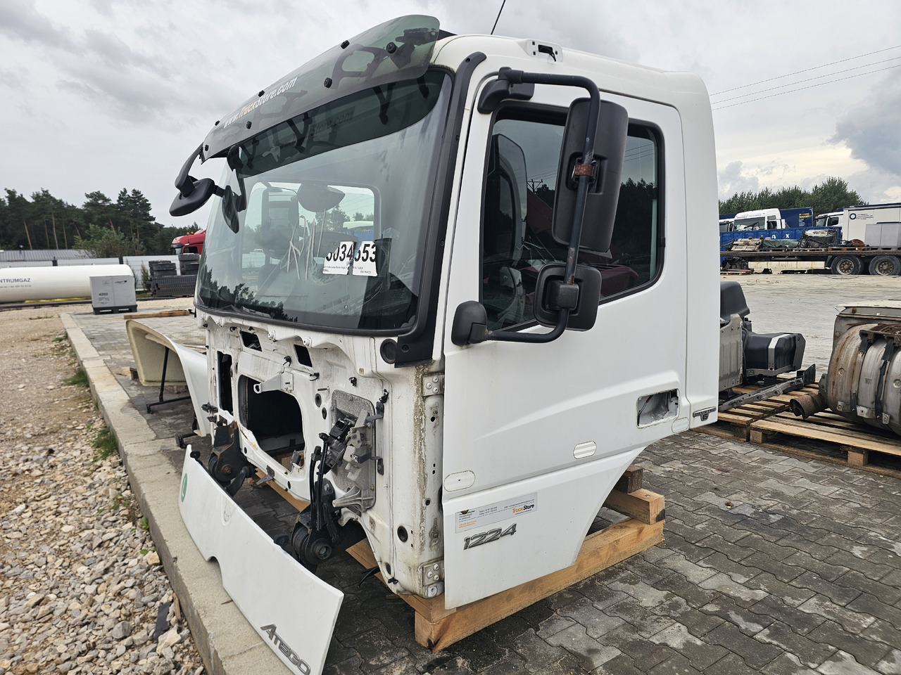 MERCEDES-BENZ ATEGO EURO 6 / CABINE - Cabine: afbeelding 1 MERCEDES-BENZ ATEGO EURO 6 / CABINE - Cabine: afbeelding 1